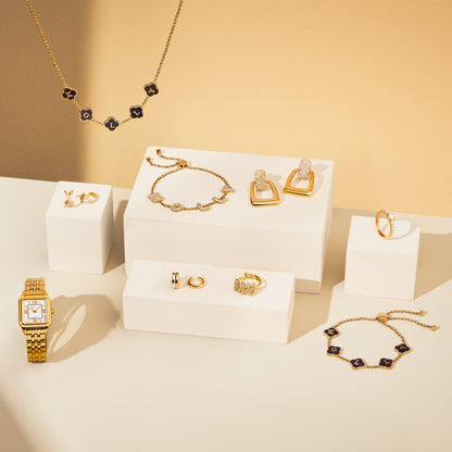 Spotlight Pave Bubble Name Bracelet (Gold)