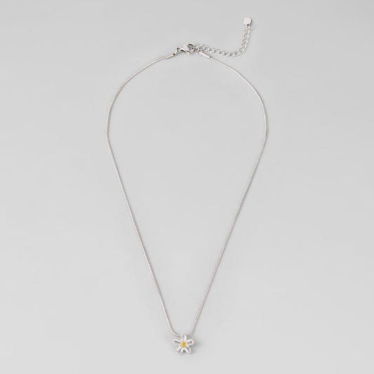 Daisy Pendant Necklace